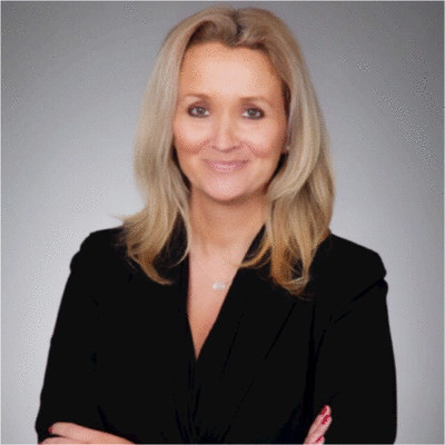 Amanda Dehaan, Partner, Chief Human Resources Officer on Influential Women
