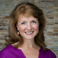 Elyse Hammett, Vice President of Marketing and Communications on Influential Women