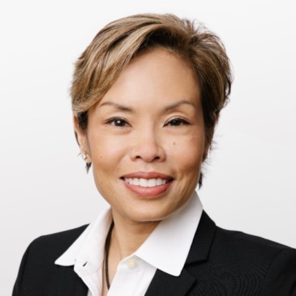 Geraldine Cruz, Vice President, Portfolio Operations, Marketing on Influential Women