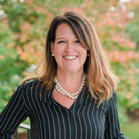 Jennifer Knighting, Marketing & Communications Director, Senior Vice President on Influential Women