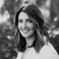 Julia Larsen, Vice President of Digital Marketing on Influential Women