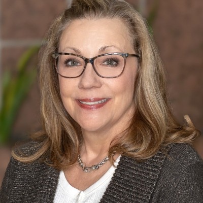 Leigh Richter, Executive Vice President - Investment Sales & Retail Marketing on Influential Women