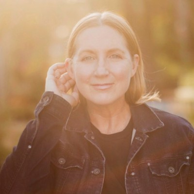 Leslie Mullins, CMO and Head of E-Commerce on Influential Women