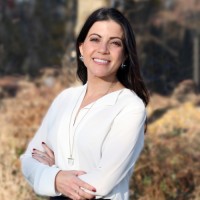 Leslie Nardozzi, SVP, Marketing and Client Development on Influential Women