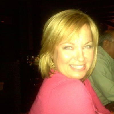 Lisa Rivlin, Vice President of Marketing at FCNA DOVE on Influential Women