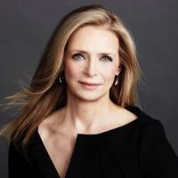 Martine Reardon, Chief Marketing Officer and Executive Vice President of Content and Membership on Influential Women