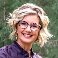 Michelle Miller, Vice President Marketing on Influential Women