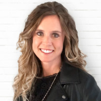Shannon Swierczek, VP, Marketing Strategy on Influential Women