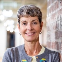 Shawnae Lorenz, VP of Marketing | Creative Strategy | Brand Development | Integrated Marketing | Project Management on Influential Women