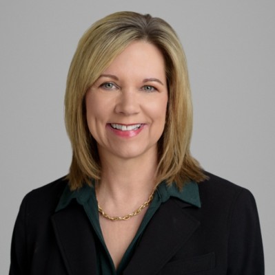 Sherry Lowe, Cybersecurity CMO and Storyteller. Top Women in SaaS. Founding member on Influential Women